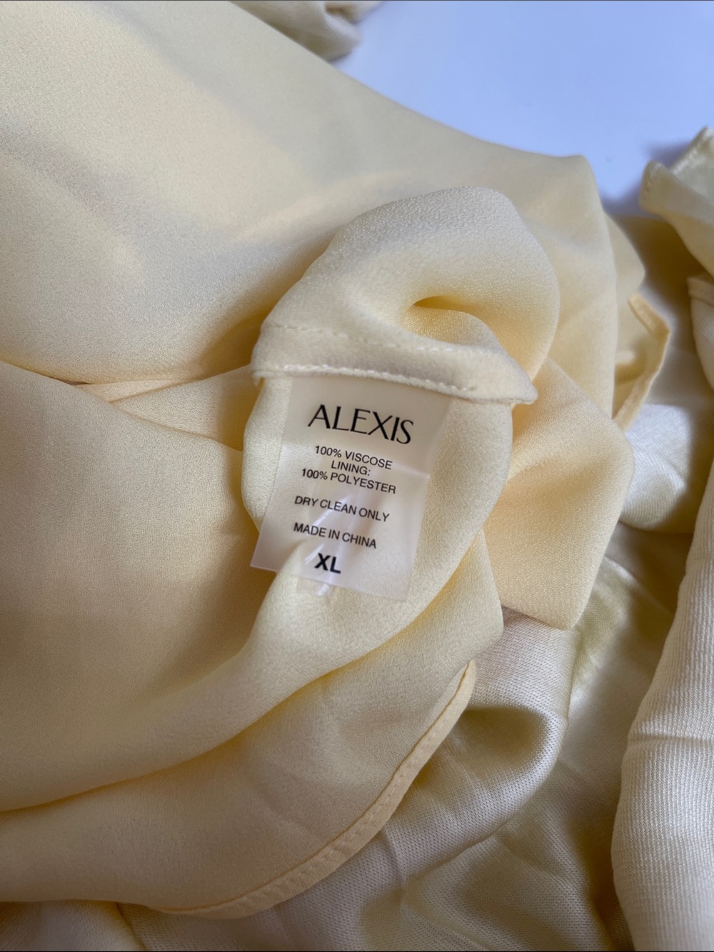 ALEXIS Saab Pleated Drop Waist Yellow Maxi Dress Size XL - Picture 10 of 10
